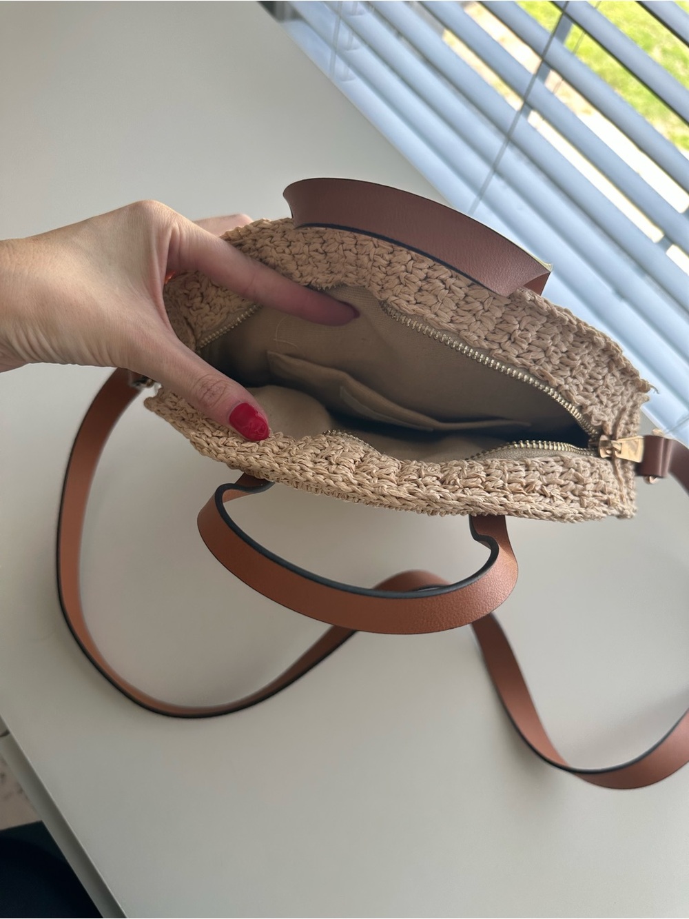 H&M Round Straw Crossbody Bag with Brown Straps - Picture 2 of 3
